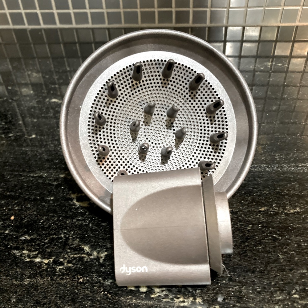 Dyson supersonic hair dryer attachments